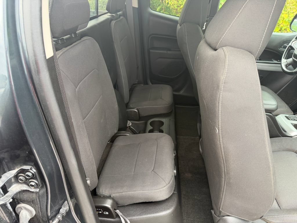 Used 2018 Chevrolet Colorado LT w/ LT Convenience Package AWD/4WD image 13