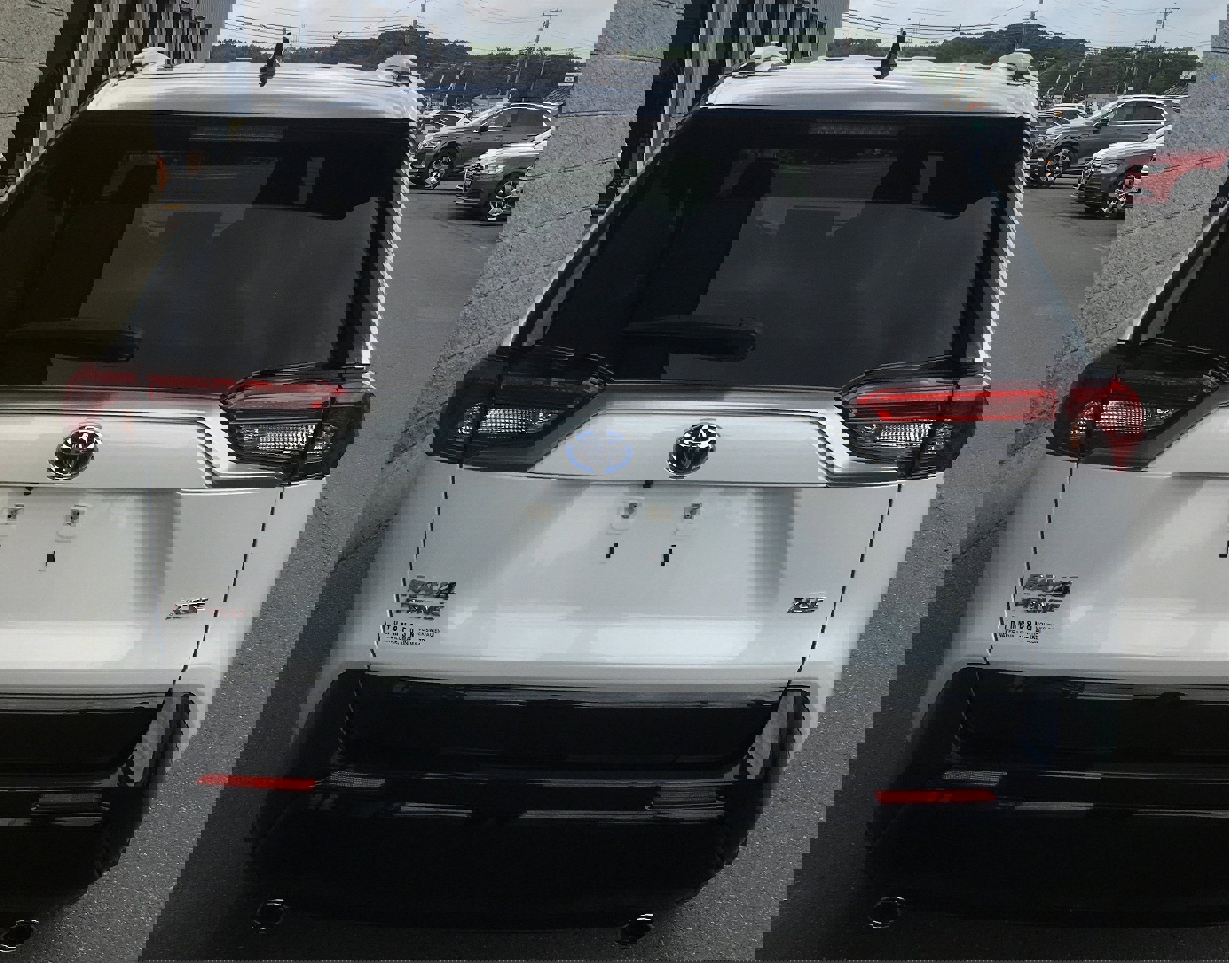 Used 2024 Toyota RAV4 XSE w/ Weather Package image 8