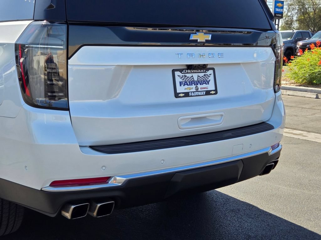Used 2025 Chevrolet Tahoe High Country AWD/4WD image 5