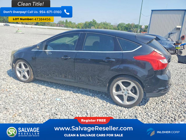 Used 2013 Ford Focus Titanium w/ Titanium Handling Pkg FWD image 3
