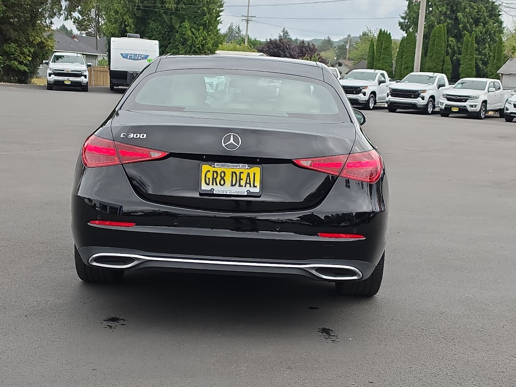 Used 2025 Mercedes-Benz C 300 Sedan image 8