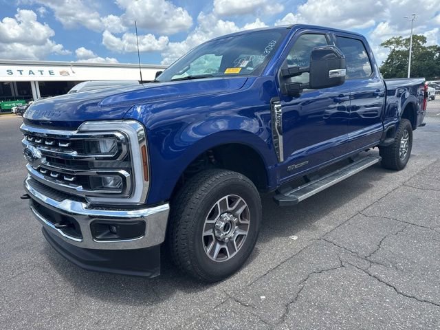 Used 2026 Ford F250 Lariat AWD/4WD image 3