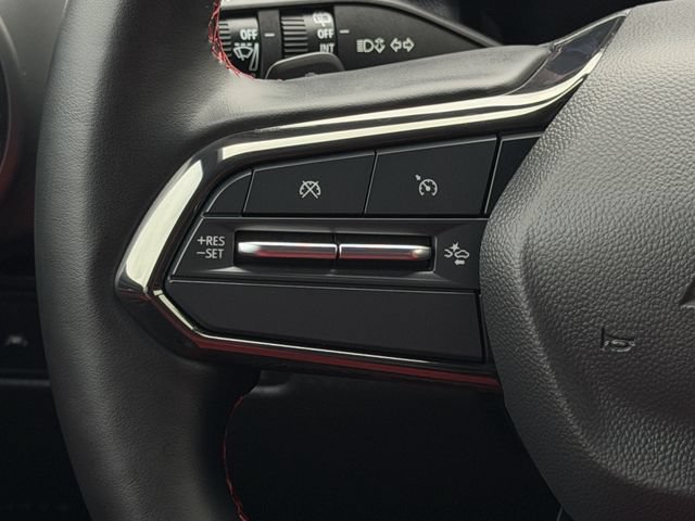 Certified 2024 Chevrolet Equinox EV RS FWD image 13