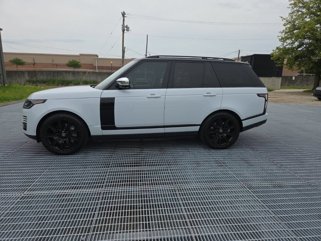 Used 2019 Land Rover Range Rover HSE AWD/4WD image 2