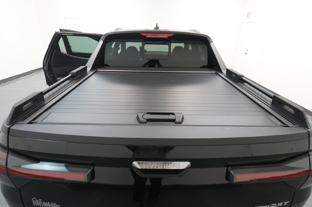 Certified 2026 Hyundai Santa Cruz Limited AWD/4WD image 32