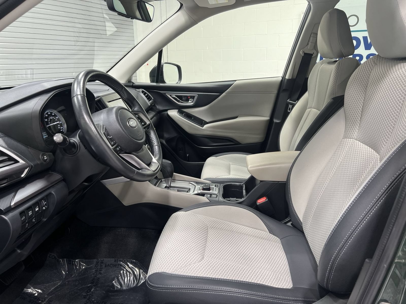 Used 2022 Subaru Forester Premium w/ Popular Package #3 AWD/4WD image 11