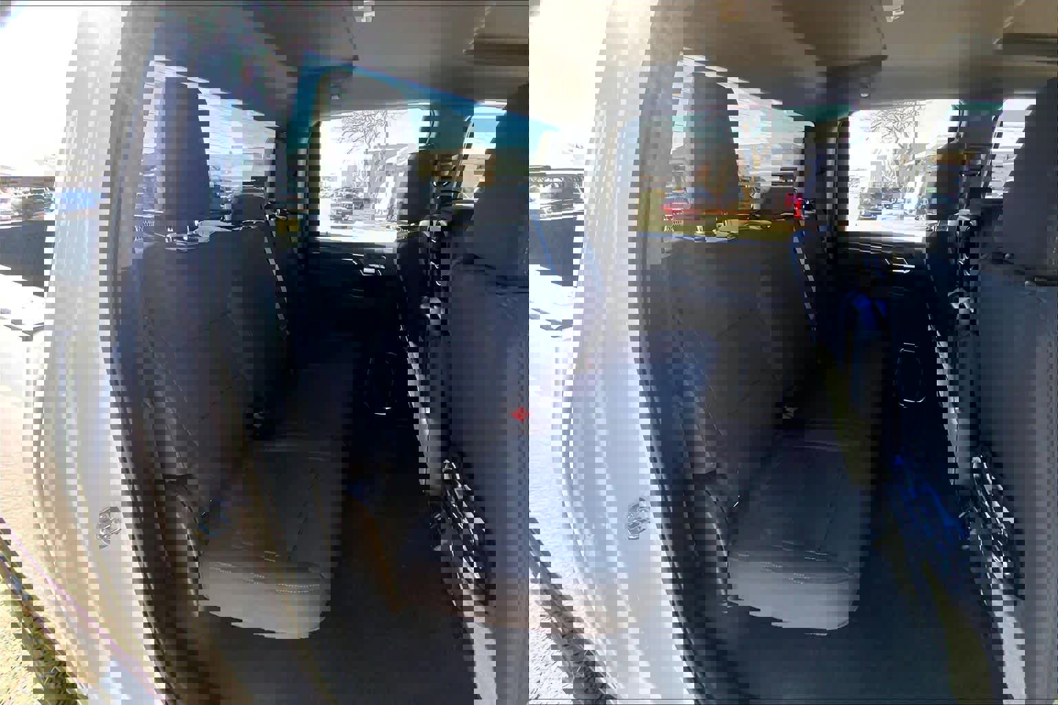 Certified 2025 Chevrolet Silverado 2500 LT w/ Convenience Package image 17