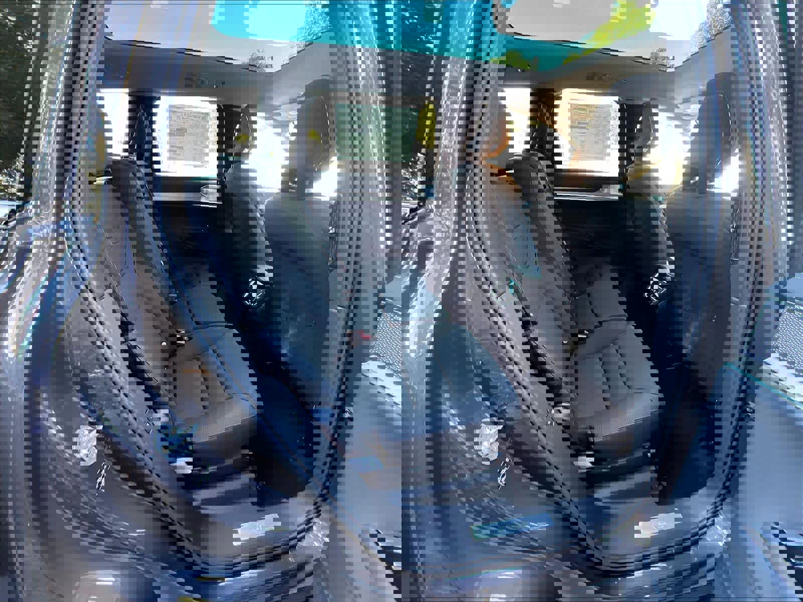 New 2025 Volvo EX90 Ultra w/ Protection Package Premier image 27