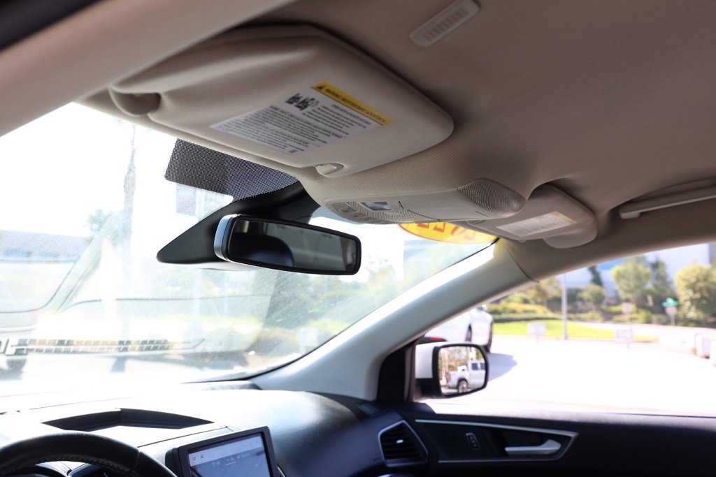 Used 2022 Ford Edge SEL image 13