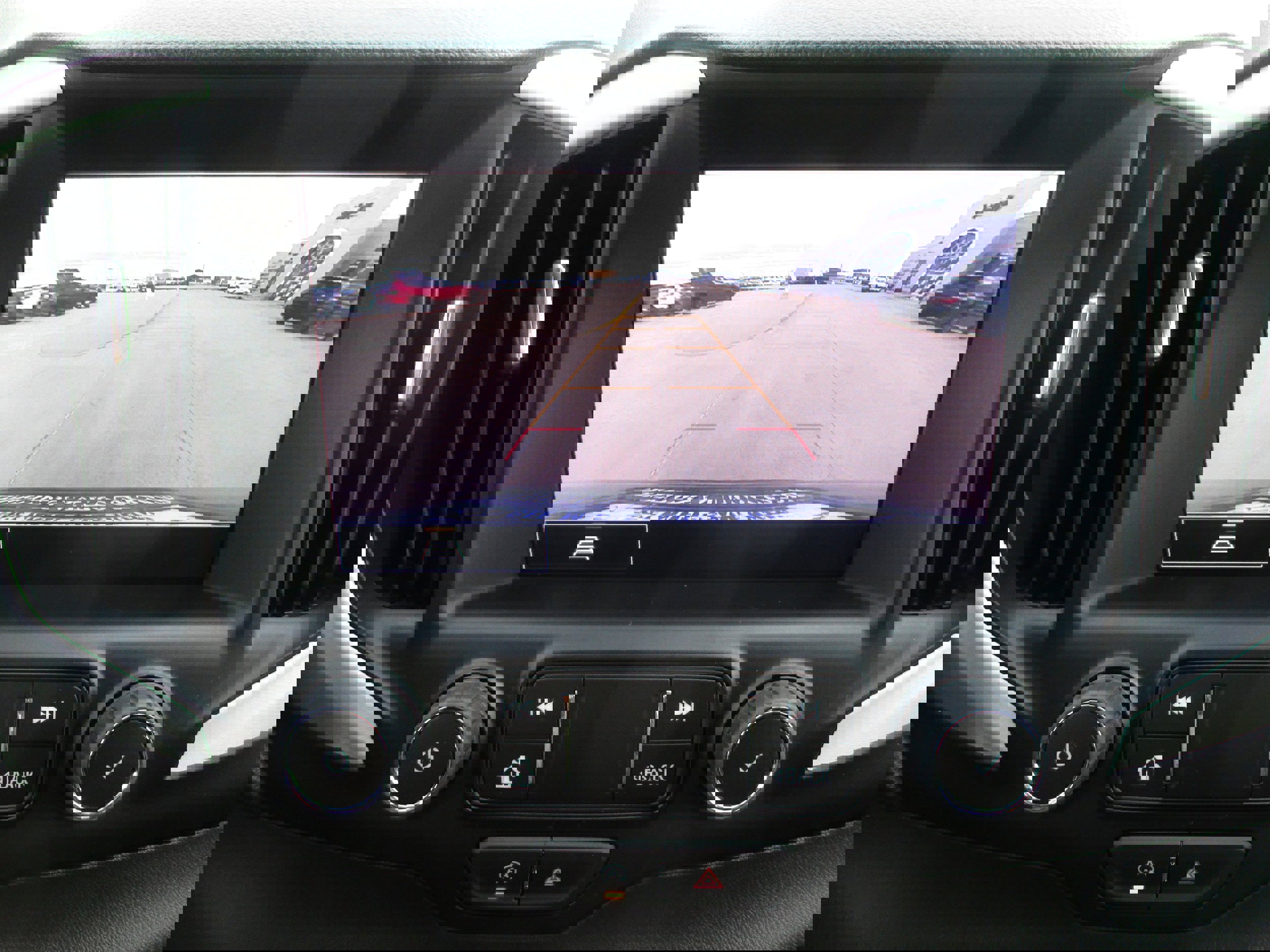 Used 2024 GMC Terrain SLT image 22