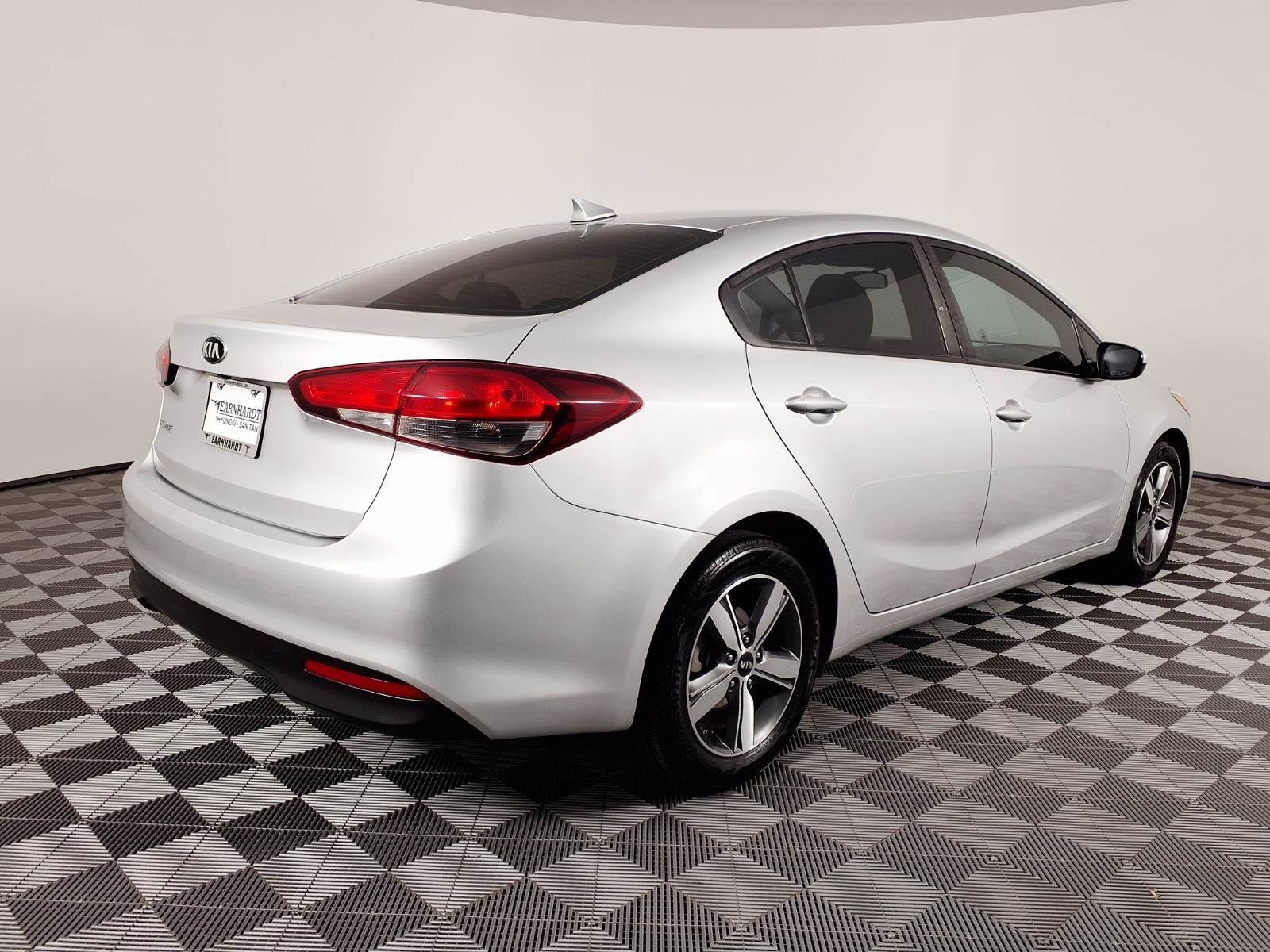 Used 2018 Kia Forte LX w/ LX Popular Package image 4