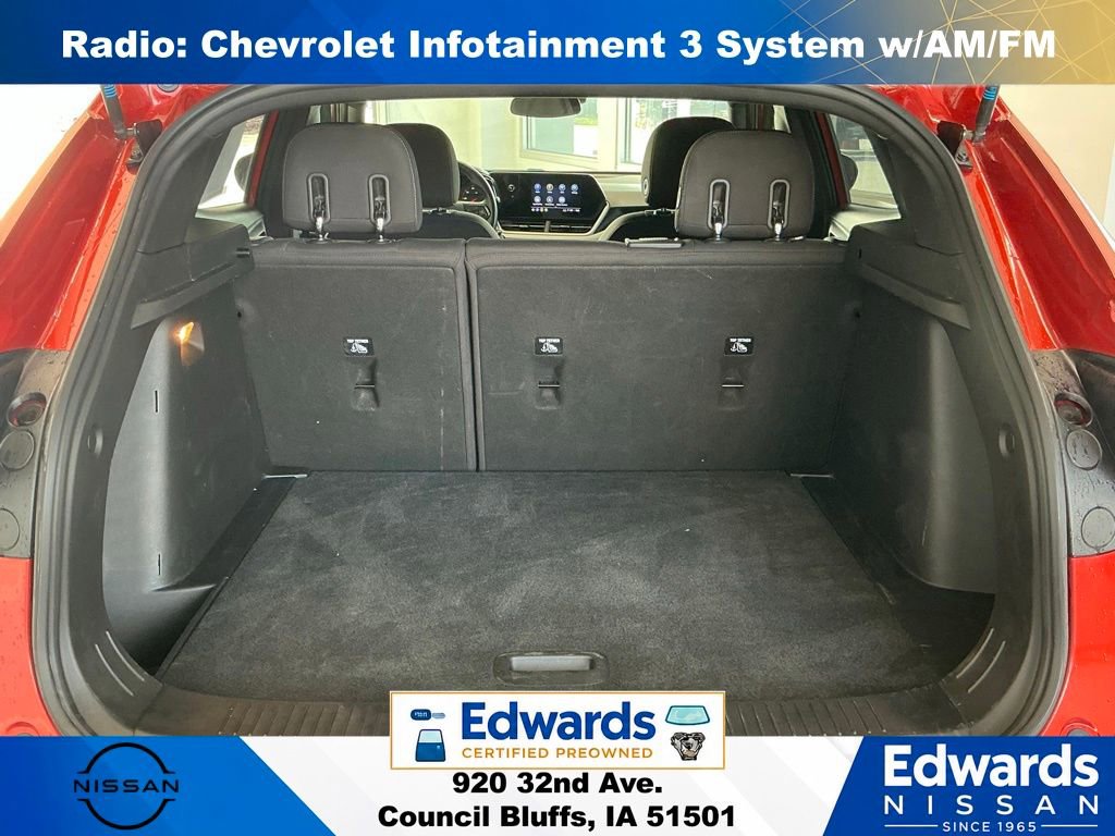 Used 2024 Chevrolet Trax RS w/ Sunroof Package FWD image 10