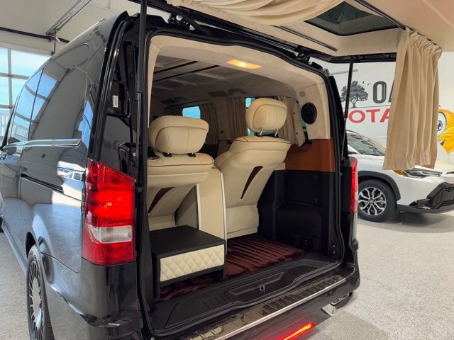 Used 2020 Mercedes-Benz Metris Maybach image 11