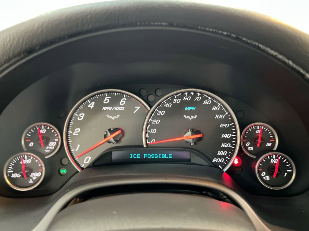 Used 2008 Chevrolet Corvette Coupe image 12