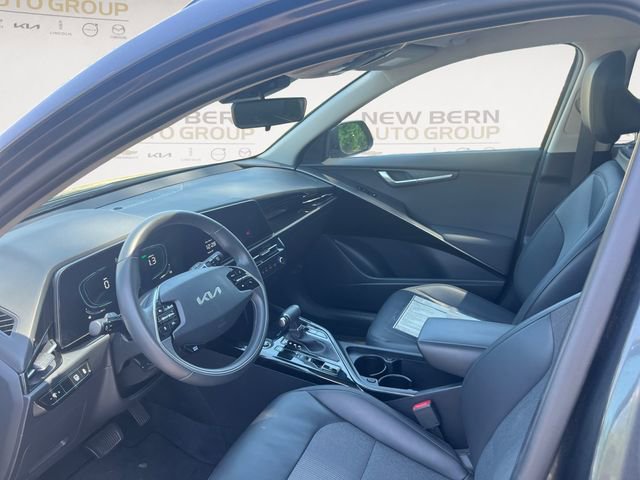 Used 2024 Kia Niro EX FWD image 9