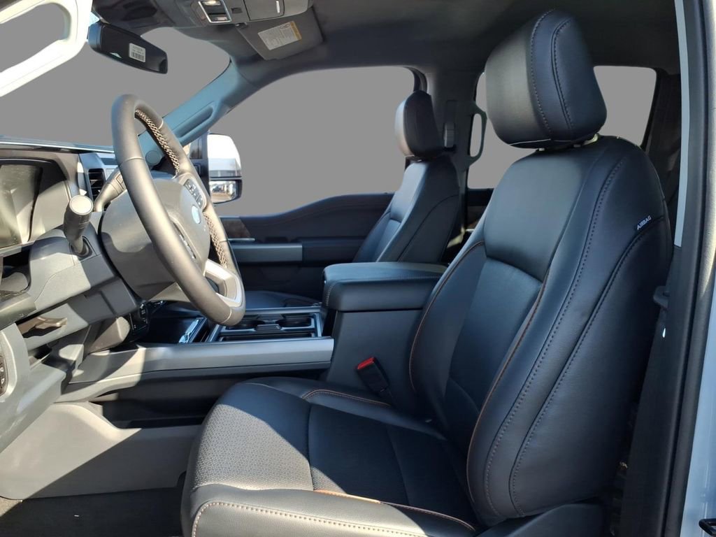 New 2026 Ford F250 Lariat w/ Black Appearance Package image 19