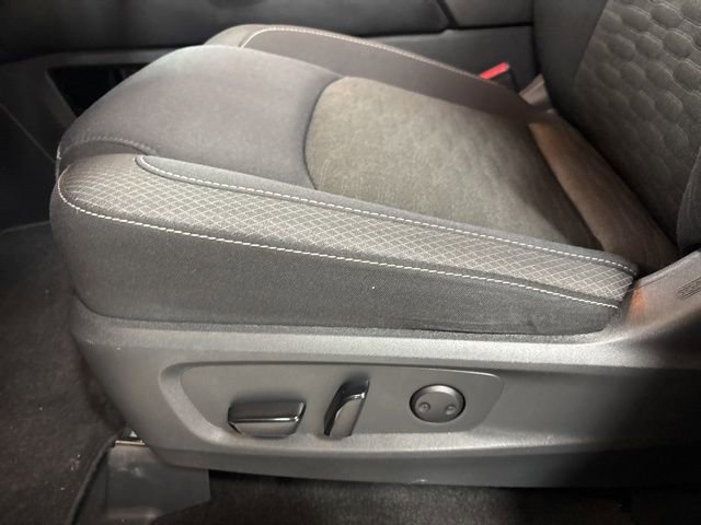 Used 2024 Nissan Pathfinder SV FWD image 18