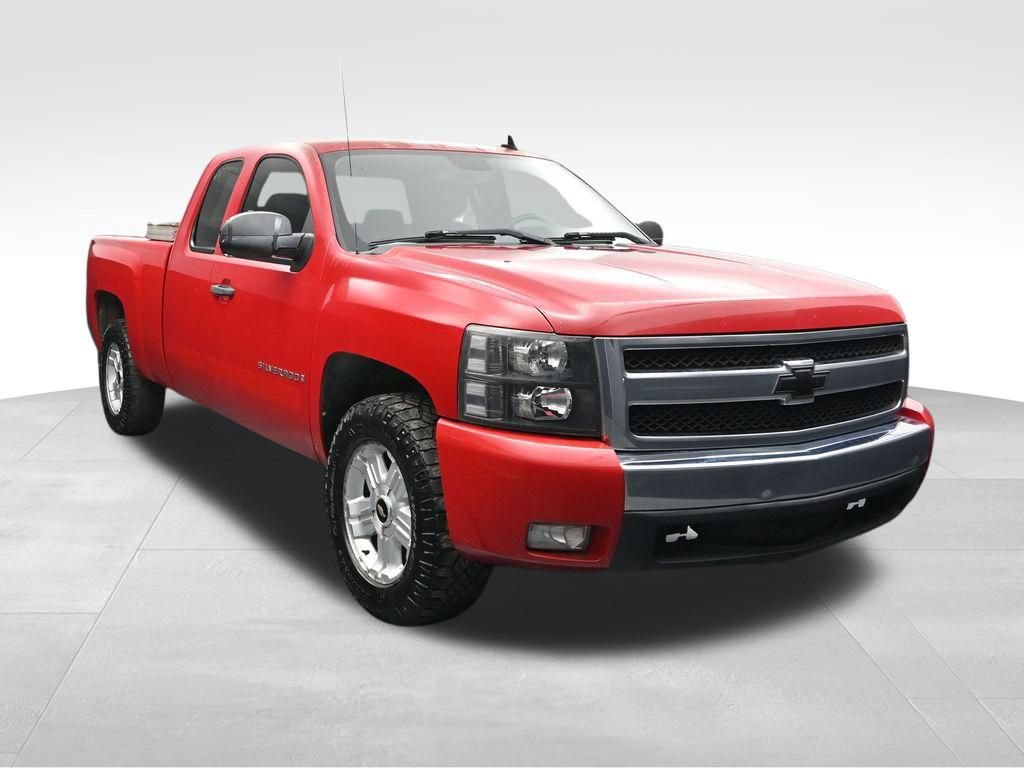 Used 2008 Chevrolet Silverado 1500 LT w/ Power Pack Plus AWD/4WD image 7