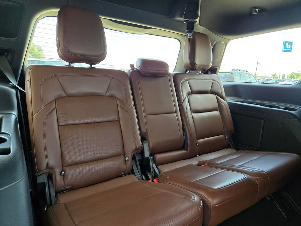 Used 2025 Lincoln Navigator Reserve AWD/4WD image 27