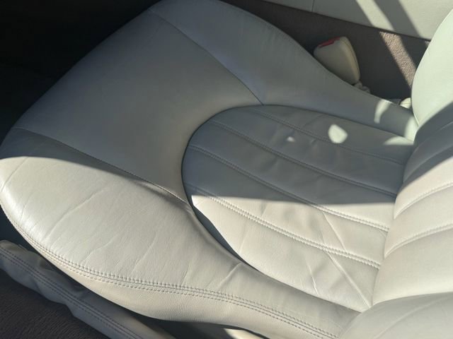 Used 2001 Jaguar XK8 Convertible image 10