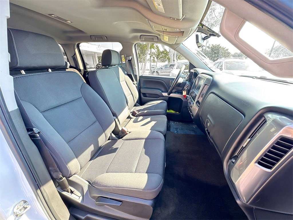 Used 2018 Chevrolet Silverado 1500 LT w/ All Star Edition image 26