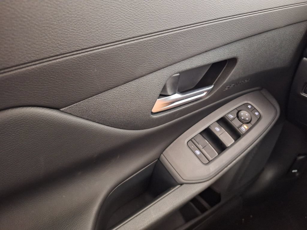Used 2026 Nissan Sentra SV w/ SV Convenience Package FWD image 17
