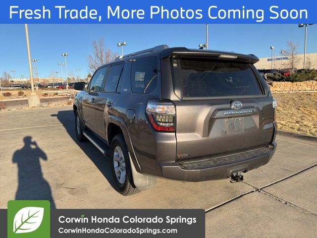 Used 2016 Toyota 4Runner SR5 Premium image 5