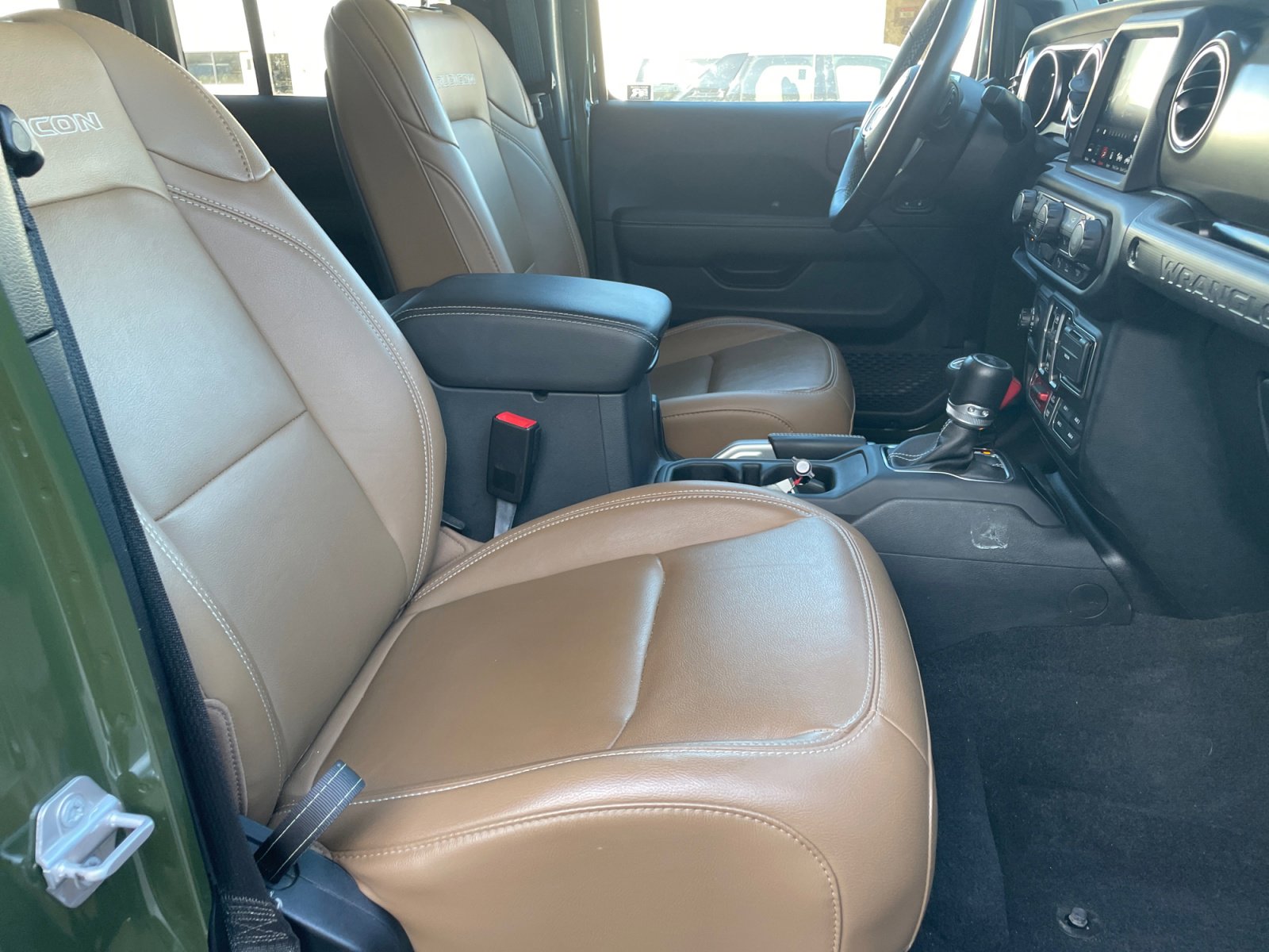 Used 2021 Jeep Wrangler Unlimited Rubicon image 27