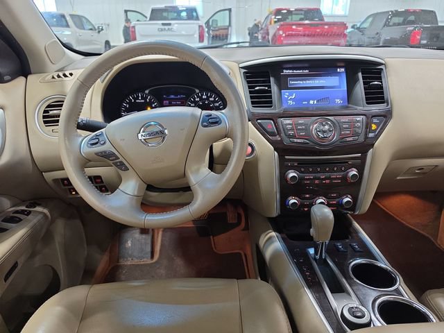 Used 2015 Nissan Pathfinder SL w/ SL Premium Package AWD/4WD image 5