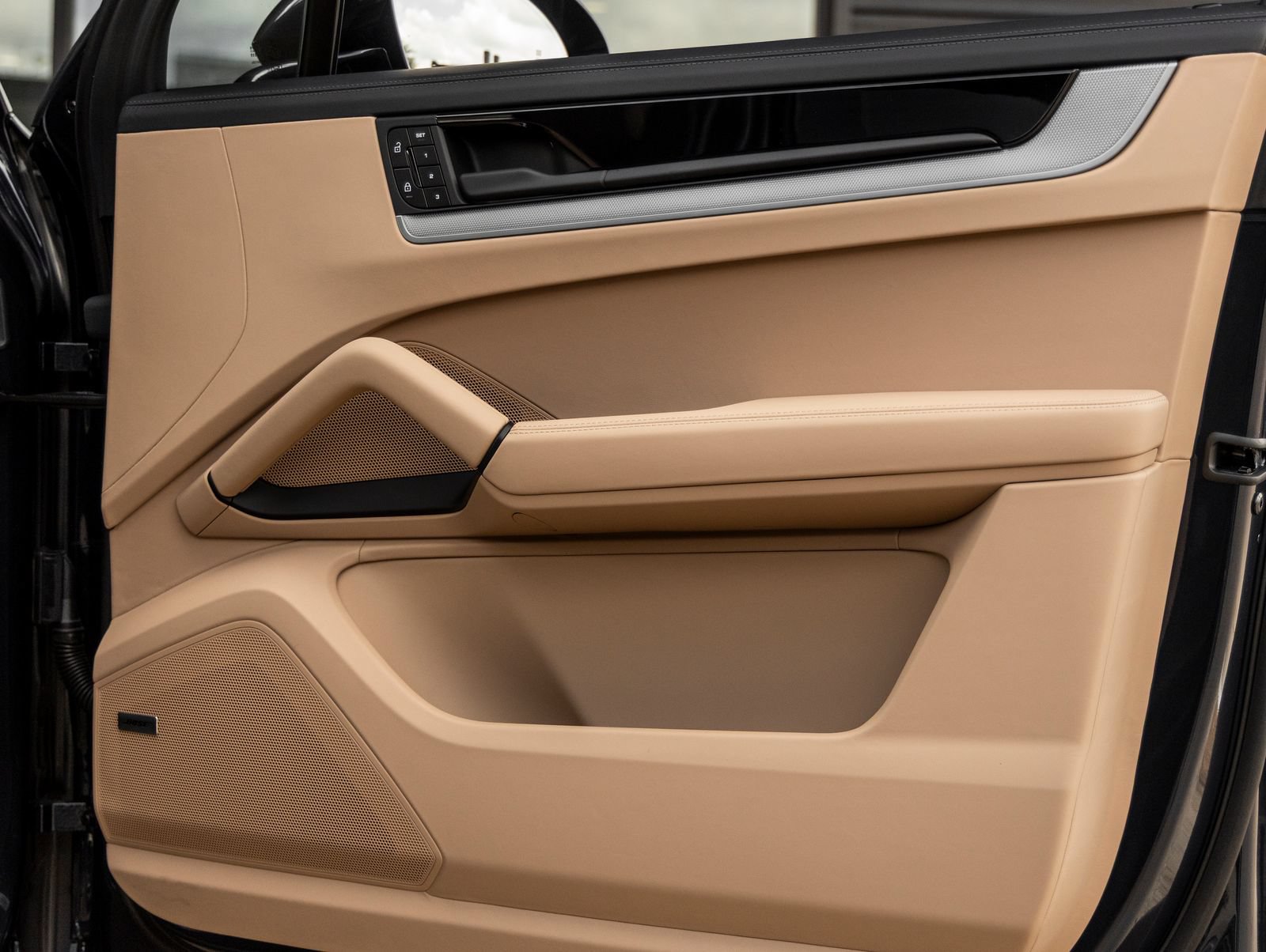 New 2026 Porsche Cayenne S AWD/4WD image 43