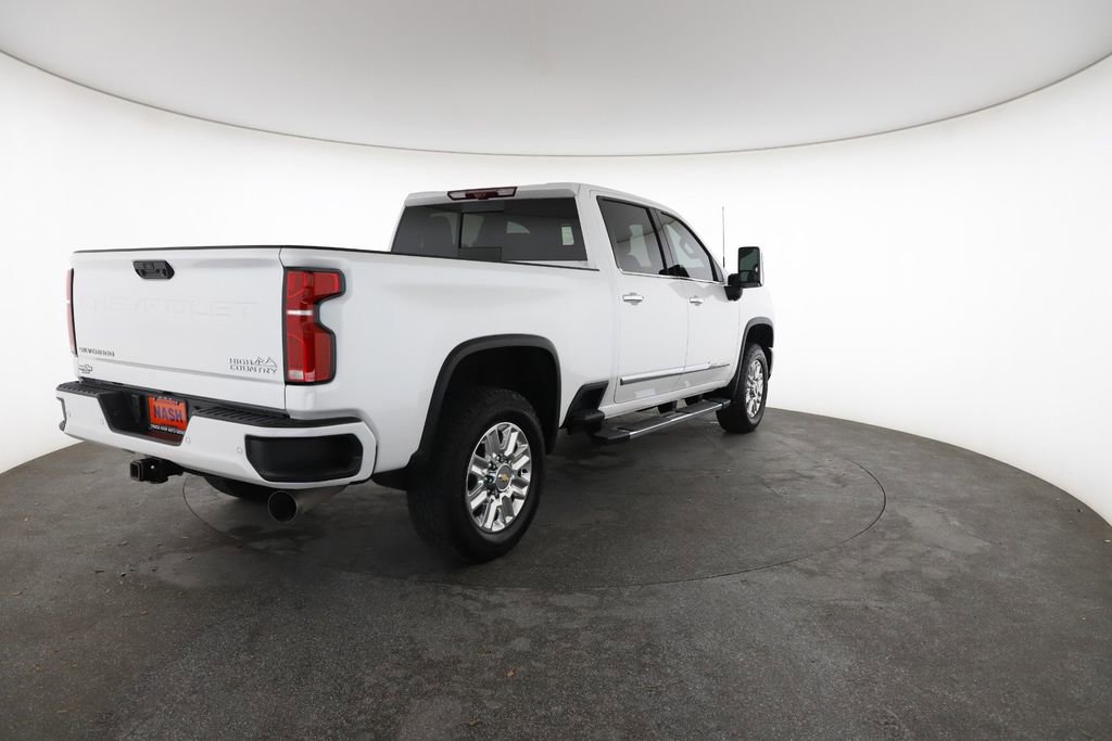Certified 2025 Chevrolet Silverado 2500 High Country w/ Technology Package AWD/4WD image 12