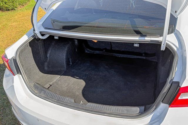 Used 2024 Chevrolet Malibu RS image 18