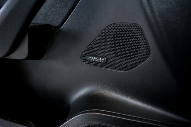 Used 2019 Jaguar F-PACE R-Sport image 44