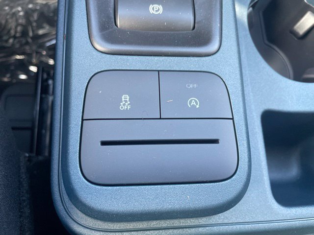 New 2026 Ford Maverick Lobo AWD/4WD image 17