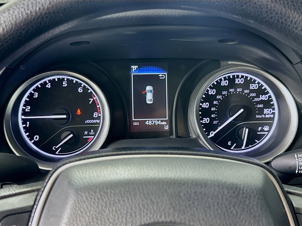 Used 2022 Toyota Camry LE image 24