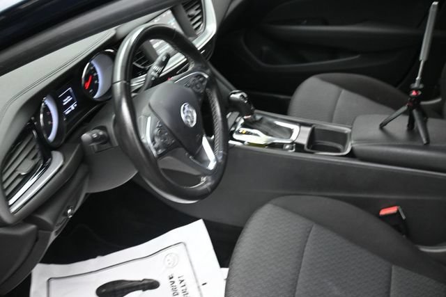 Used 2018 Buick Regal Preferred FWD image 13