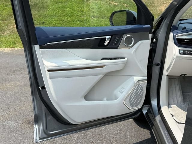New 2026 Buick Enclave Avenir w/ Super Cruise Package AWD/4WD image 9