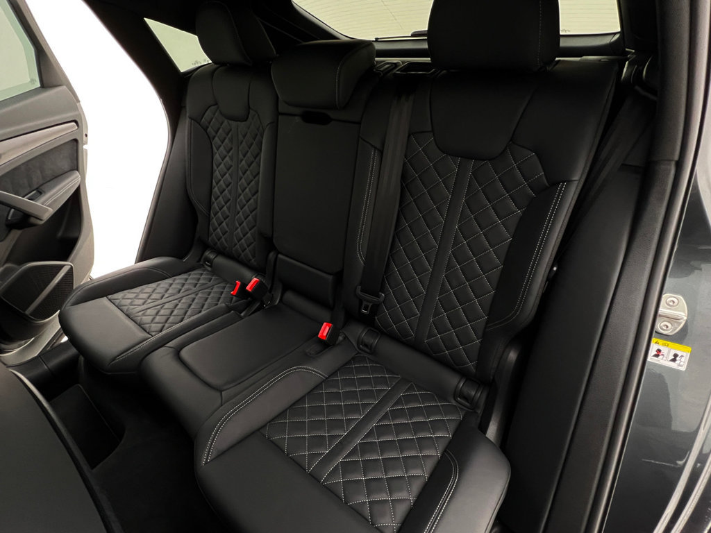 Used 2024 Audi SQ5 Premium Plus AWD/4WD image 15