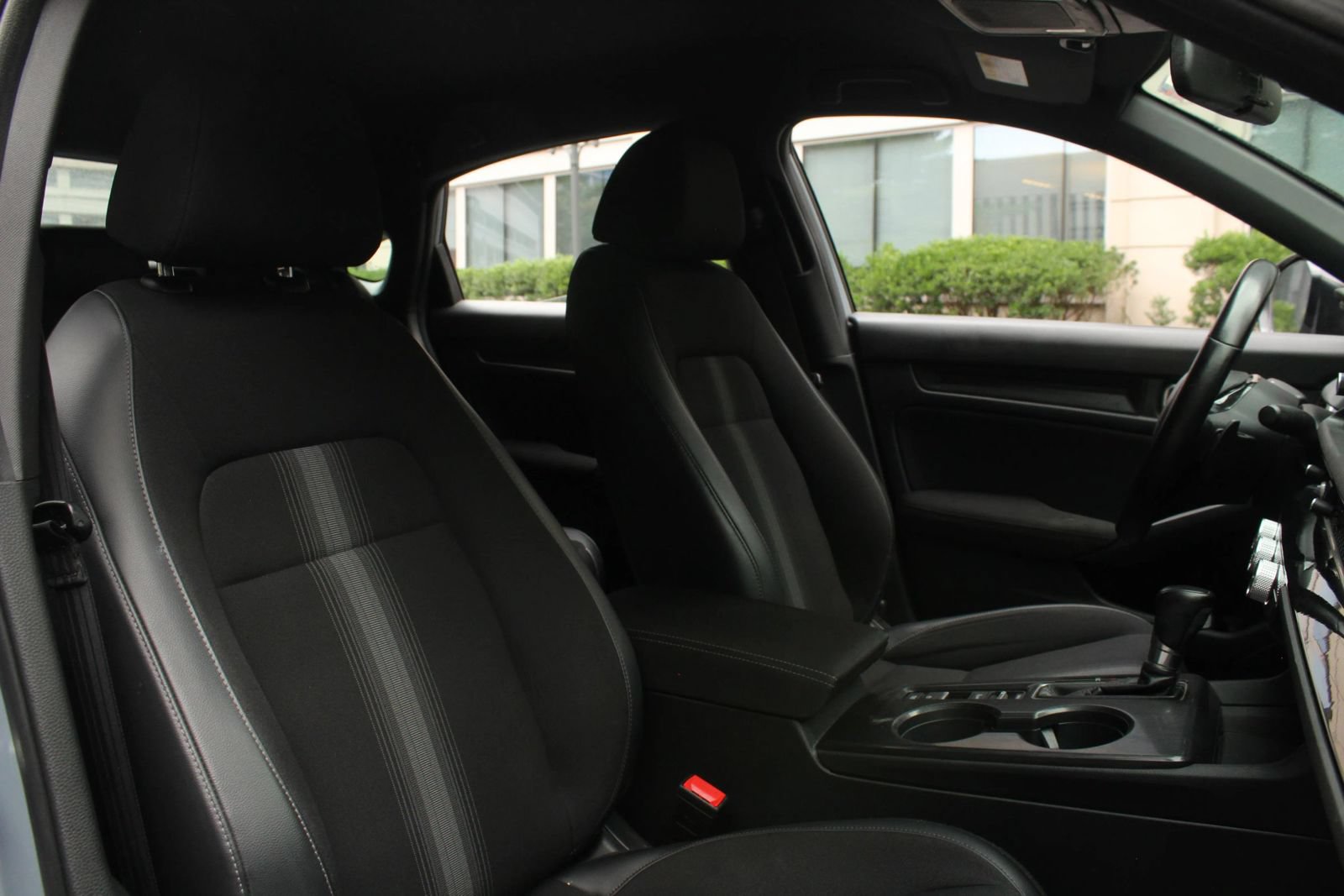 Used 2022 Honda Civic Sport image 28