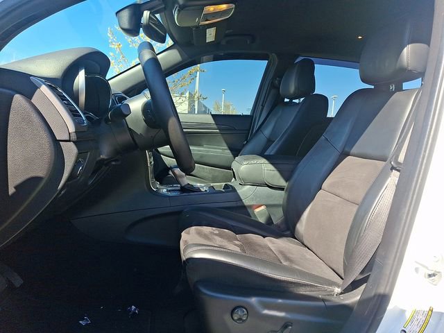 Used 2020 Jeep Grand Cherokee Altitude image 13