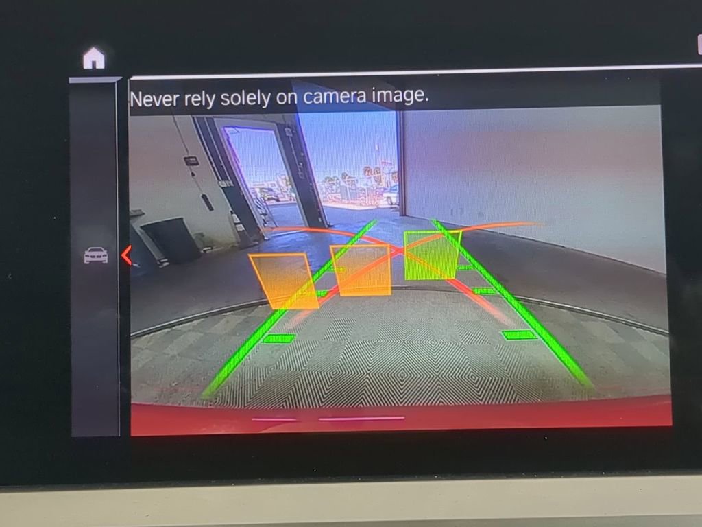 Used 2021 BMW 330i Sedan w/ Convenience Package image 23