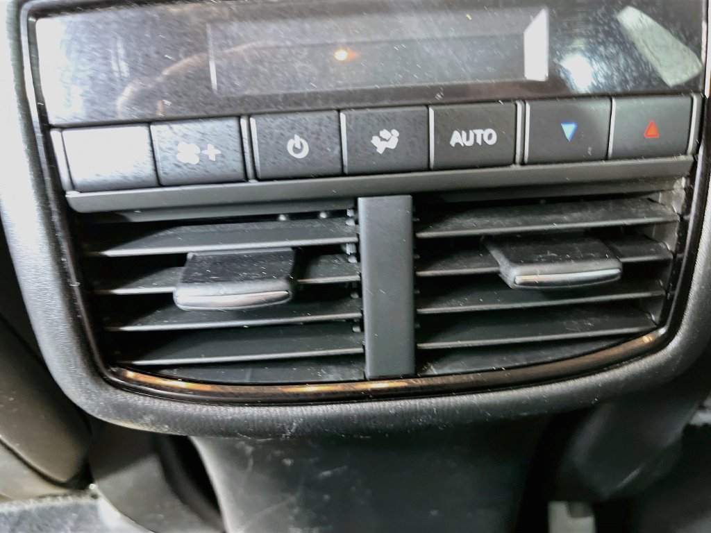 Used 2023 MAZDA CX-9 Touring Plus AWD/4WD image 35