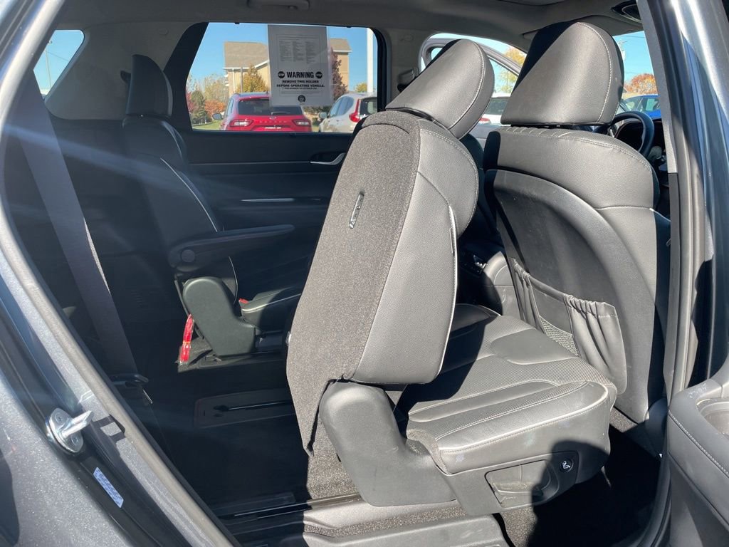 Used 2023 Hyundai Palisade Limited image 42