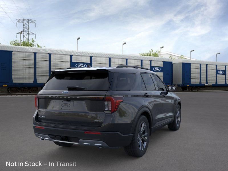 New 2026 Ford Explorer Active image 8