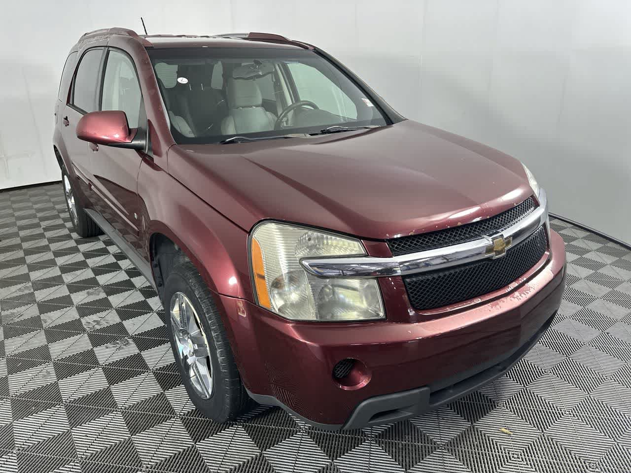 Used 2008 Chevrolet Equinox LT w/ Chrome And Sound Package FWD image 2