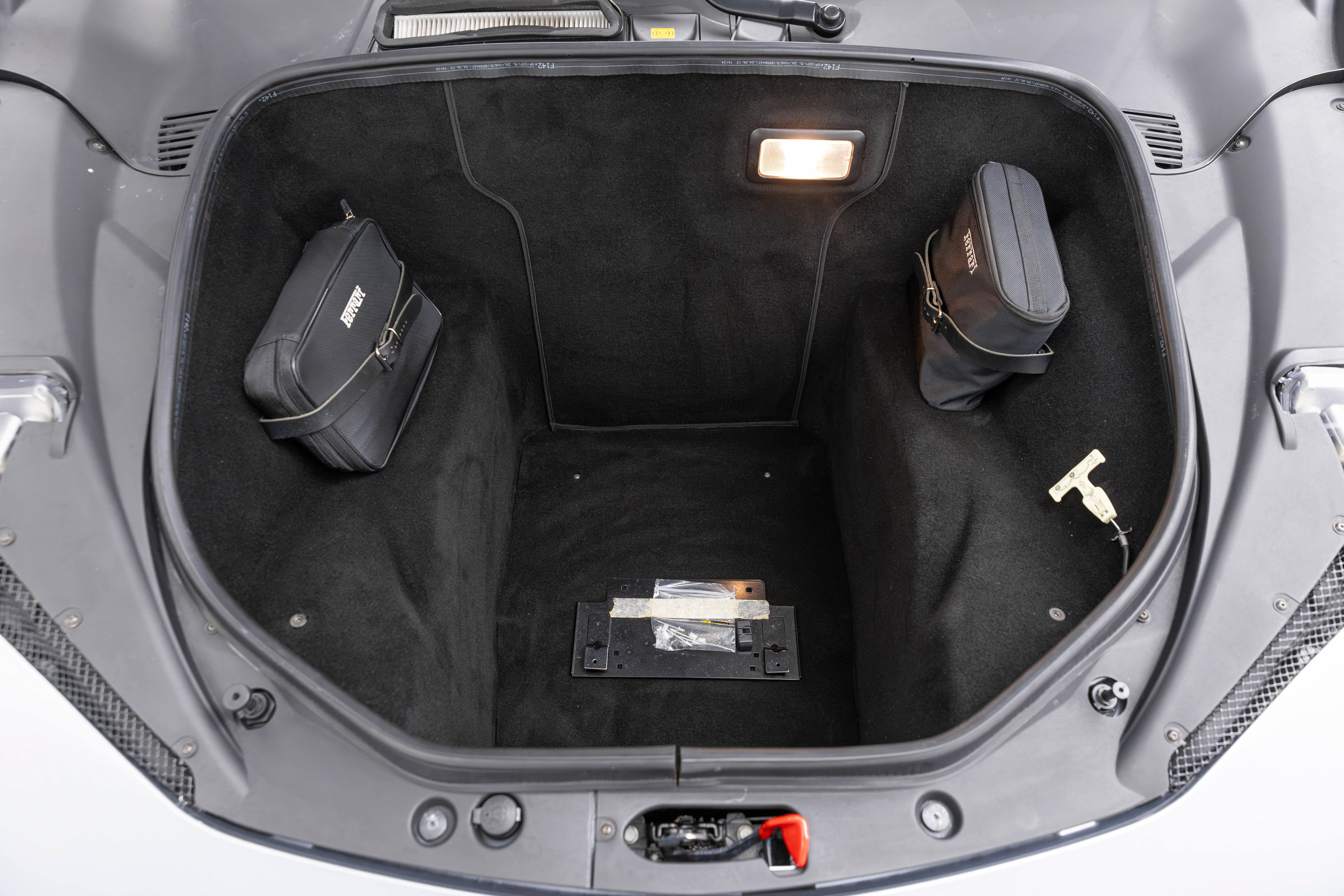 Certified 2013 Ferrari 458 Spider RWD image 41