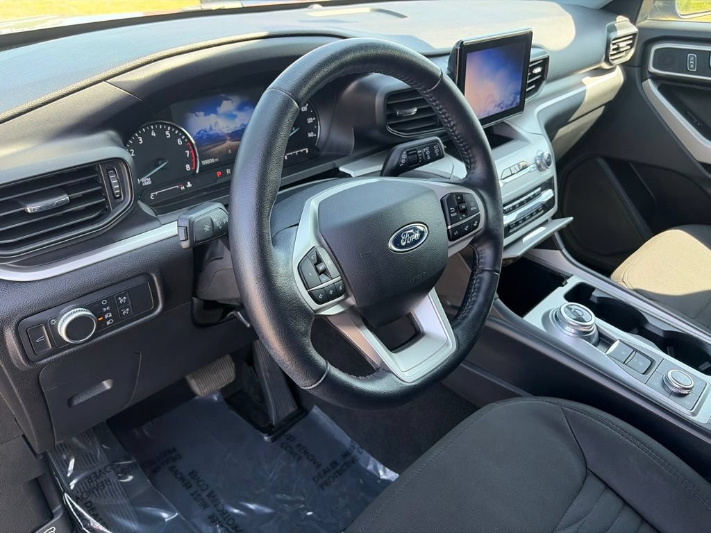 Used 2021 Ford Explorer XLT AWD/4WD image 10