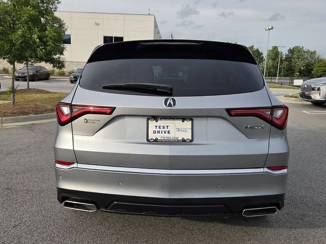 Used 2023 Acura MDX FWD w/ Technology Package image 4