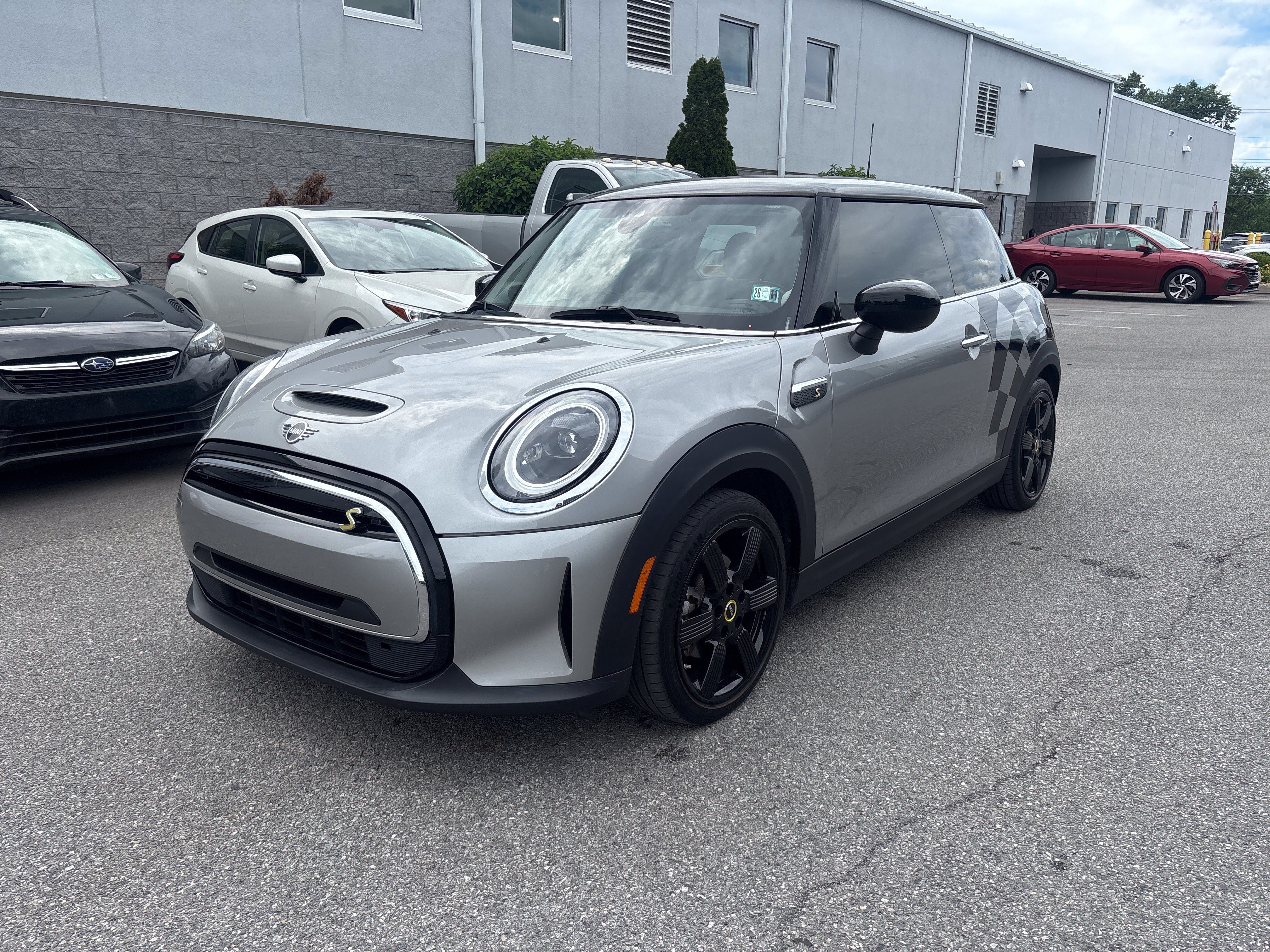 Used 2024 MINI Cooper SE FWD image 23