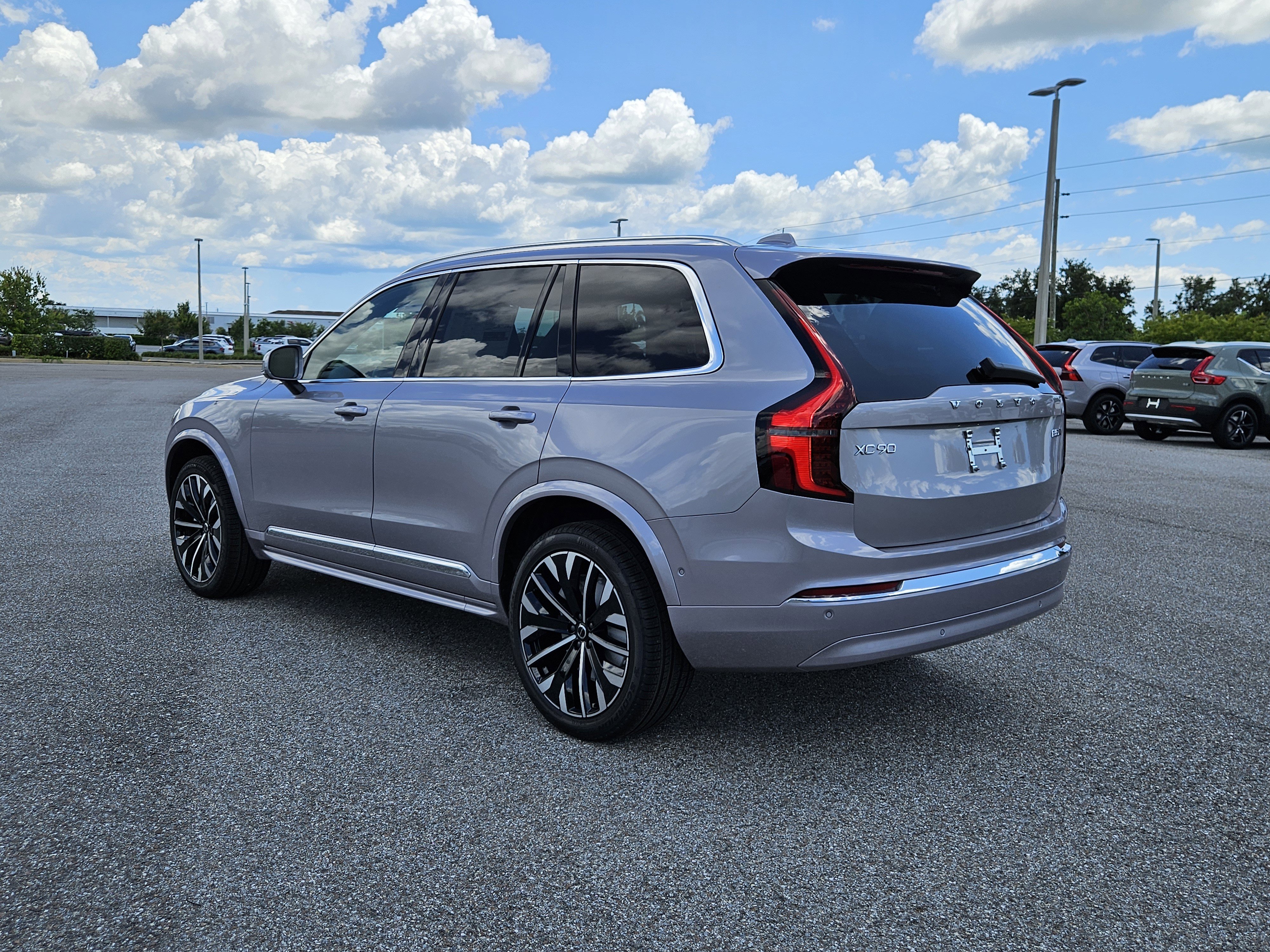 New 2026 Volvo XC90 B5 Plus image 5